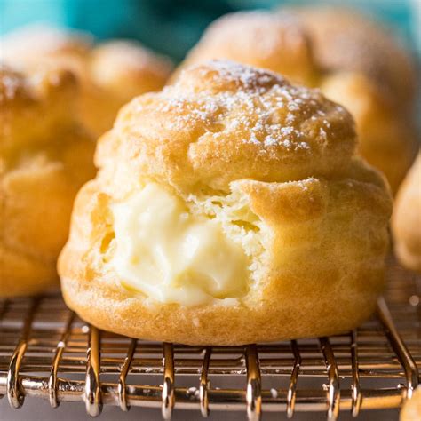 Cream Puff Clipart at Humberto Watts blog