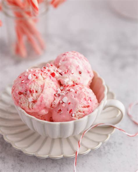 Easy Candy Cane Ice Cream Recipe - Sweet fix Baker