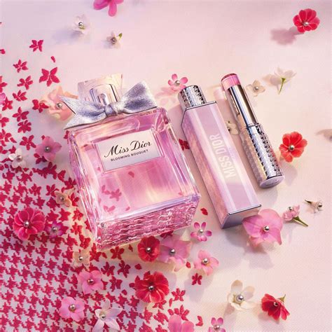 Miss Dior Blooming Bouquet Mini Miss Solid Parfume - Katı Parfüm DIOR ≡