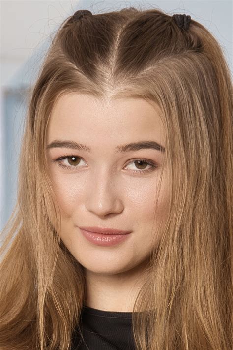 Olivia Sparkle - Profile Images — The Movie Database (TMDB)