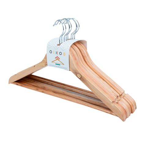 conjunto de cabides de madeira oikos