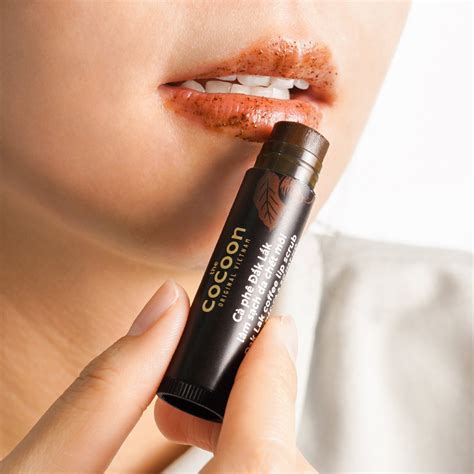 Tẩy Tế Bào Chết Môi Cocoon Dak Lak Coffee Lip Scrub 5gCocoon - Tẩy Da ...