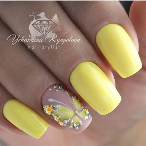 Желтый маникюр с бабочками Stylish Nails, Trendy Nails, Beauty Nails ...