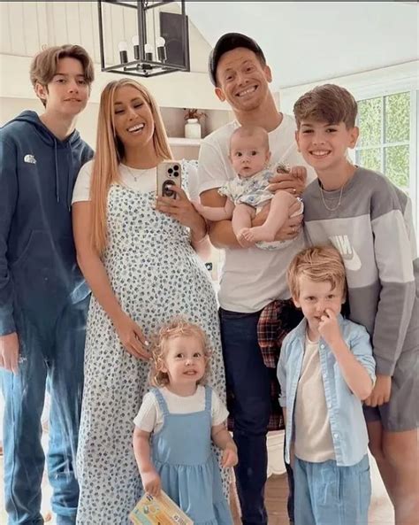 Stacey Solomon mum-shamed after trolls notice pattern with social media