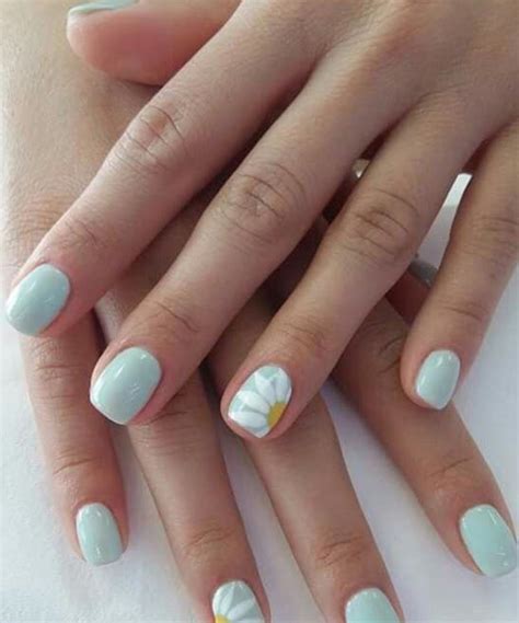 Sleek and Simple Gel Nail Art Ideas - TailoringinHindi