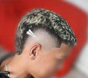Fotos Do Moicano - Pin de juam pablo em mohicano fade | Cabelo moicano, Corte de cabelo ...