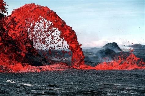 10 Interesting Facts About Volcanoes - Universe Today