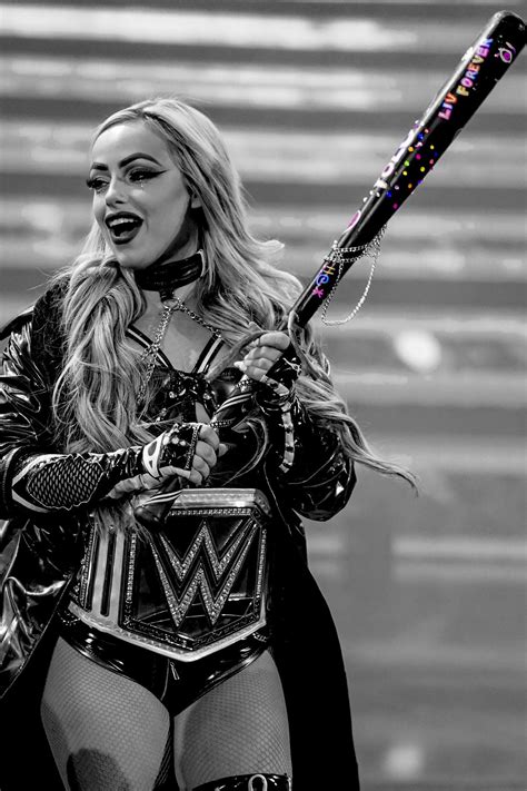 Mia on Twitter | Liv, Wwe womens, Wonder woman