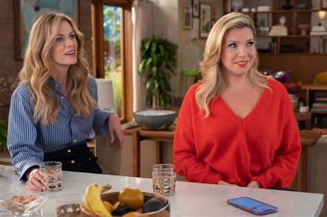 'Grace and Frankie': Netflix Unveils First Look at Final Episodes (PHOTOS)