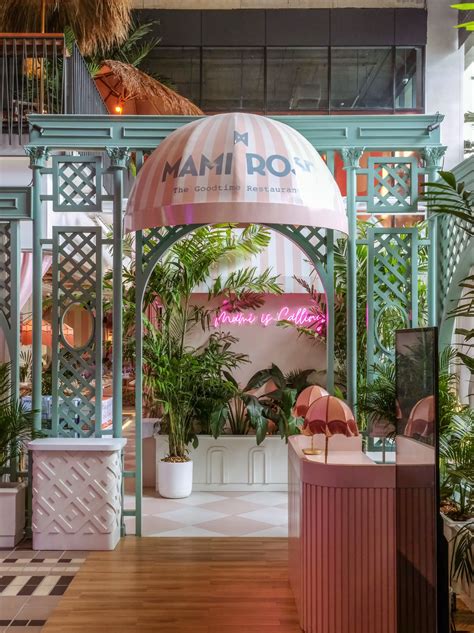 Hangout space ฟีลบีชบาร์ Mami Rose ร้านอาหารกึ่งบาร์ | แกลเลอรีที่โพสต์