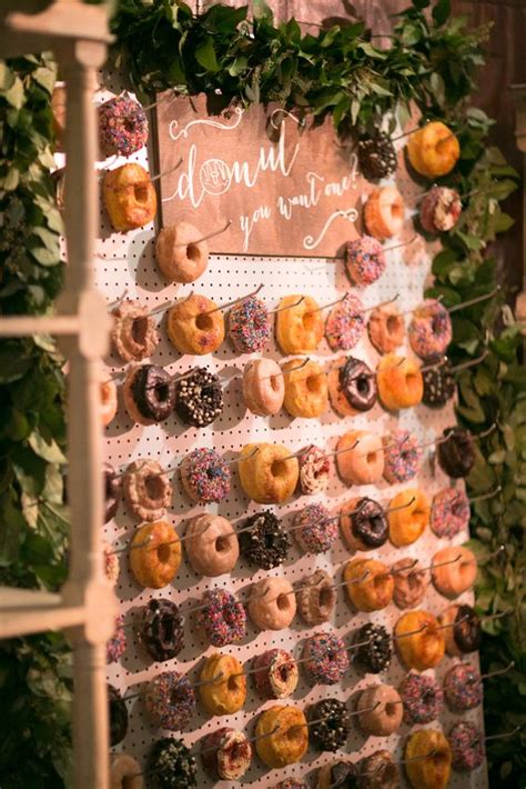 25 Wedding Donut Walls As The Hottest Catering Trend - Weddingomania