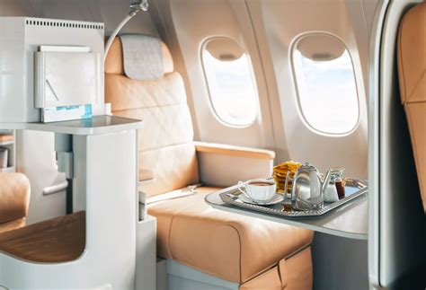 Business Class vs First Class – the main differences - KAYAK