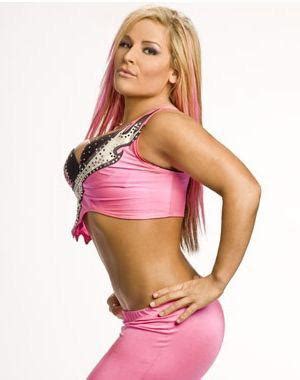 Natalya in a sexy pink outfit : r/WWENatalyaFans