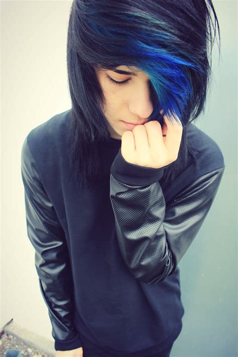 Metin Emoxito | Cute emo boys, Hairstyle, Emo boys