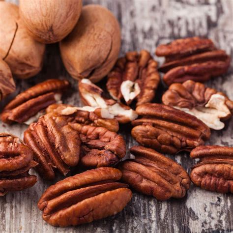 Best Pecan Substitute: 9+ Nut & Nut-Free Alternatives