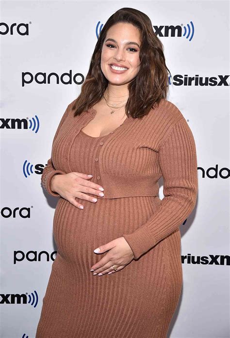 Ashley Graham Shares Photo of Newborn Son Isaac Breastfeeding