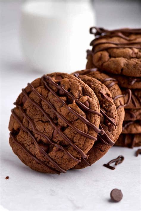 Easy Triple Chocolate Devil's Food Cake Mix Cookies - The Tasty Tip