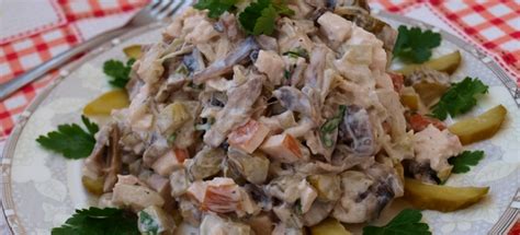 salat  zarenymi sampinyonami recepty  kuricei vetcinoi  syrom