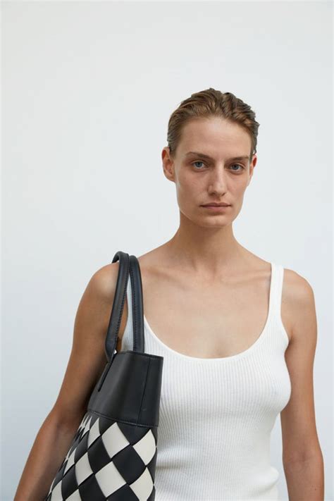 Daniel Lee, Bottega Veneta’s New Creative Director, Lays Down the ...