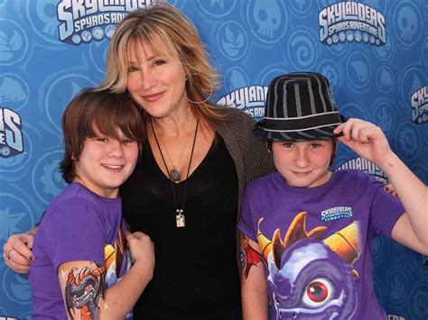 Lisa Ann Walter's 4 Children: All About Jordan, Delia, Spencer and Simon