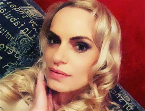Ива Екимова разплака интернет с тази СНИМКА | Actualno.com