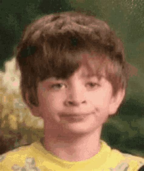Smirk Face GIFs | Tenor