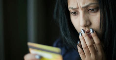 signs  financial violence    common