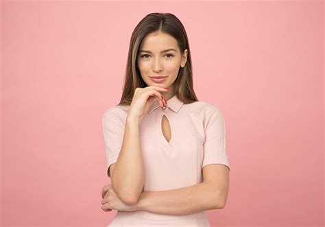 flattering portrait poses  photographers models