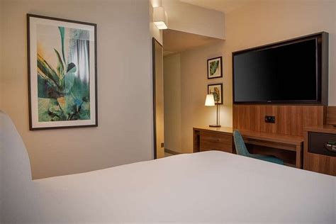 DOUBLETREE BY HILTON HOTEL LONDON - CHELSEA $176 ($̶2̶0̶3̶) - Updated ...