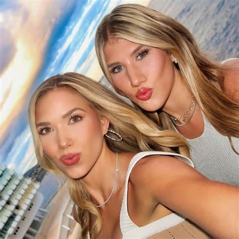 Fake - PHOTOS: Daughter Of Chiefs Owner Clark Hunt Causes Major Stir