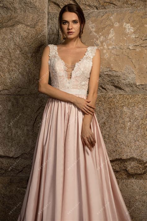 Luxurious and Elegant Taffeta Wedding Dresses Collection | Brydealo