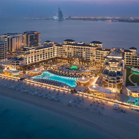 TAJ EXOTICA RESORT & SPA, THE PALM, DUBAI - THE LUXURY TRAVEL CLUB