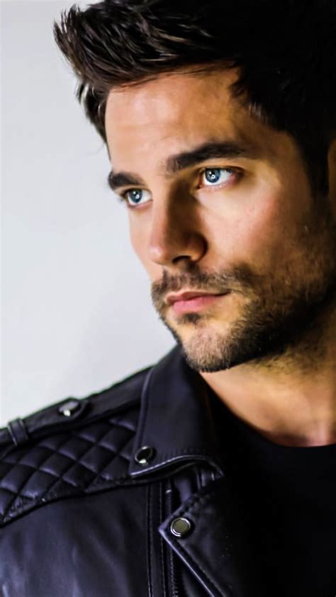 Pin op Brant Daugherty
