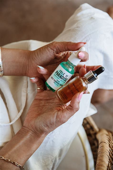 The Best Self Tanner for Your Face - A Vintage Splendor