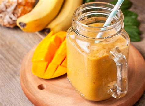 10 Fat-Burning Smoothie Recipes Nutritionists Love — Eat This Not That