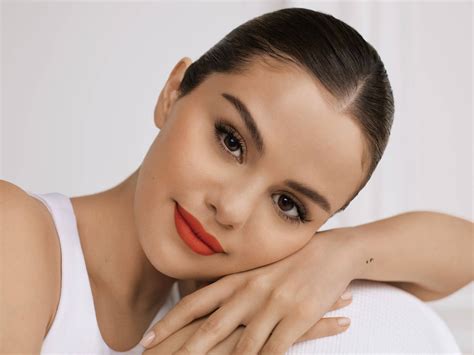 celebrity selena gomez rare beauty wallpaper wallpaperscom