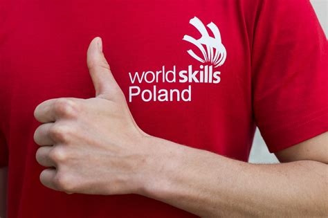 Powraca renoma szkół branżowych: szansa na rynku pracy