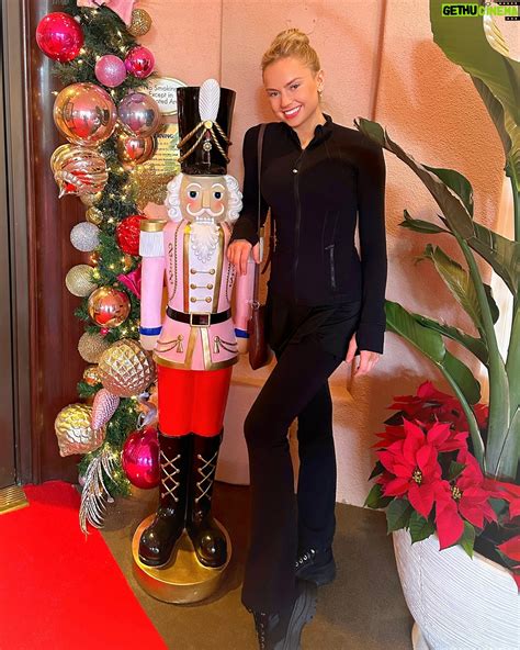 Alta Sweet Tabar Wiki, Biography, Age, Gallery, Spouse and more