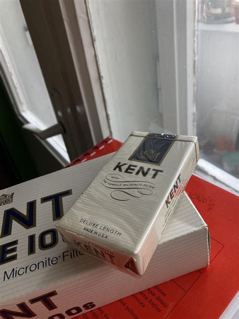 Found an old pack of Kent 100 Deluxe (more info in the comments) : r