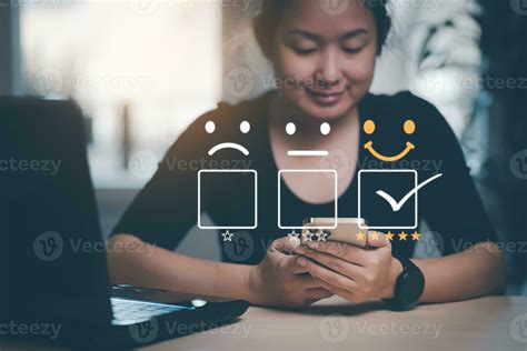 concepto de cara sonriente feliz e infeliz concepto de evaluación de