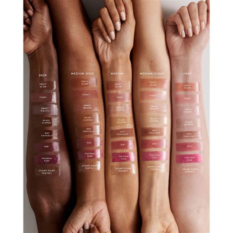 fenty beauty gloss bomb universal lip luminizer fuchsia flex kosmetista