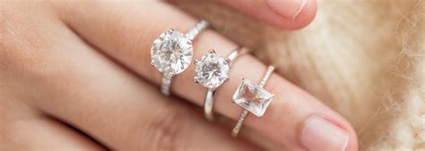 5 Genius Hacks To Guess Someone's Ring Size Without Measuring