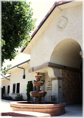 About Visalia Eye Center