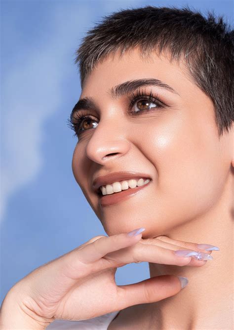 Go Big. Go Bold. New in the range - 24h Wear Extreme False Lash Effect