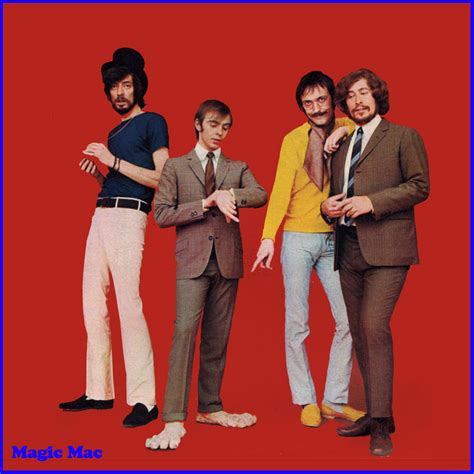 Magic Mac: April 2011