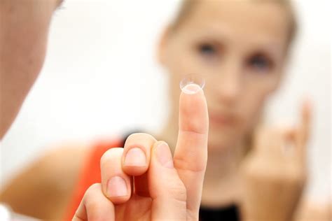 tips  contact lens wearers dos  donts listaka