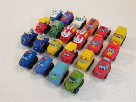 Tonka Hasbro Chuck & Friends Minis Lot of 22 Trucks Cars Aid Vehicles