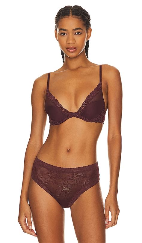 Natori Feathers Plunge Bra in Cocoa | REVOLVE