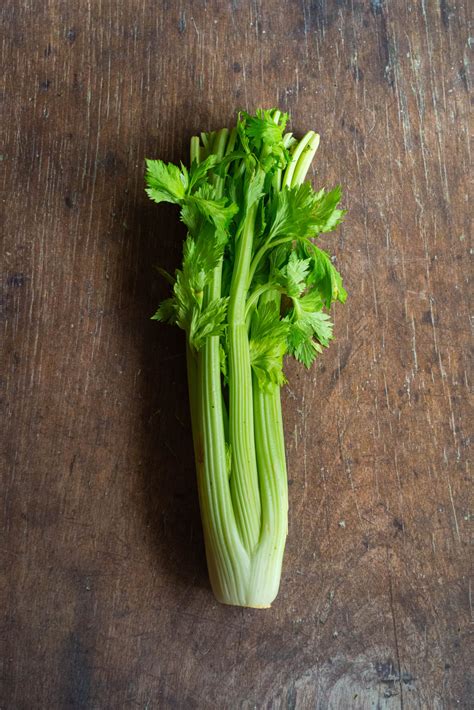 Celery Sticks By Amazon Celery Sticks, 350g : Amazon.co.uk: Grocery