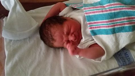 Birth story with pictures! (Possible triggers) : r/BabyBumps